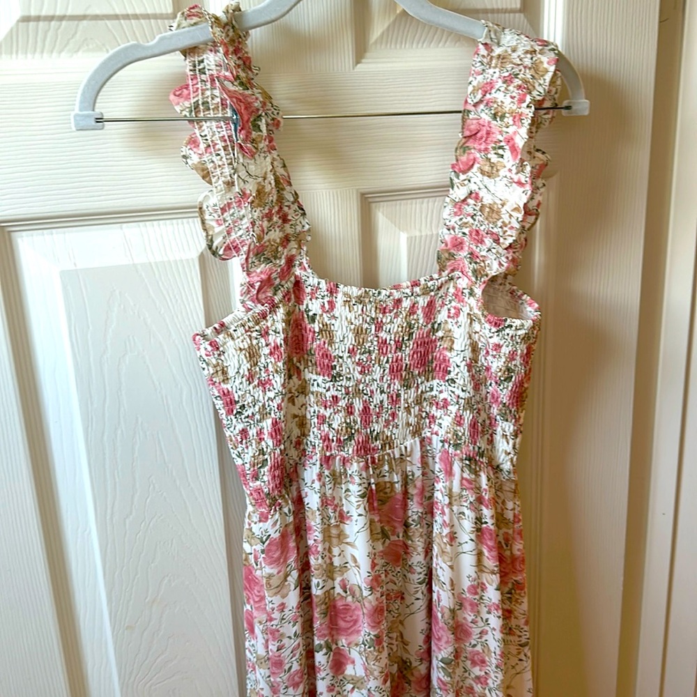 Lucy Paris size S